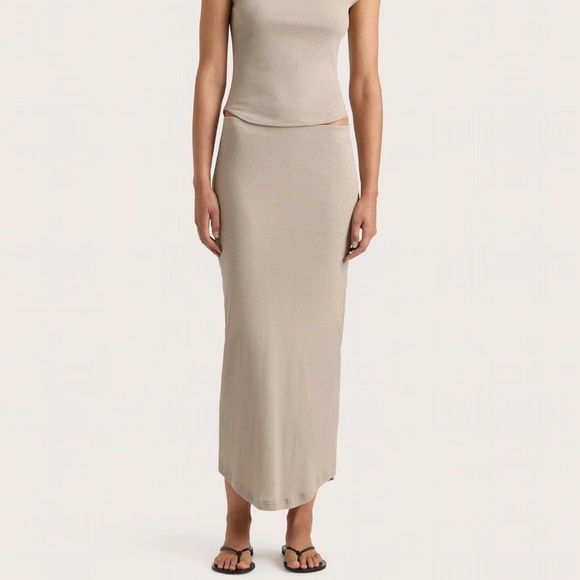 473. FAITHFUL Loire Skirt Taupe $190 NWT Sz XS - Picture 1 of 5